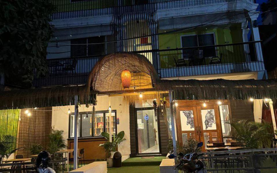 The Hive Hotel 시엠리아프 외부 사진