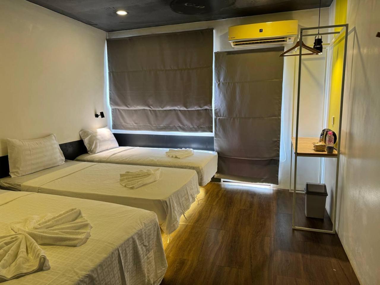 The Hive Hotel 시엠리아프 외부 사진