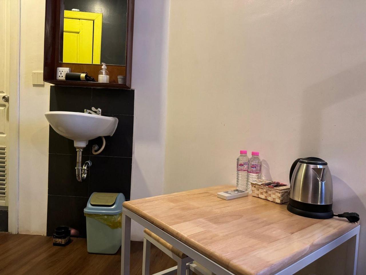 The Hive Hotel 시엠리아프 외부 사진